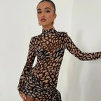 Vestido Mídi Leopardo com decote colete - Ousadia e sofisticação