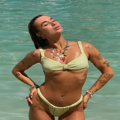 Conjuntinho Praia Elara - Saia Bandeau e Biquíni Atada