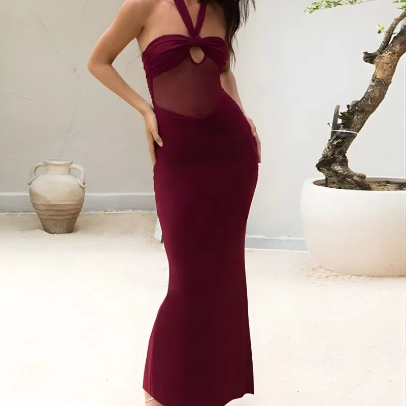 Vestido longo prata Crystelle - Design contemporâneo e recortes estratégicos